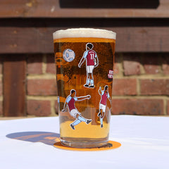Aston Villa Gift Bundle - Playing Cards, Beer Mats & Pint Glass
